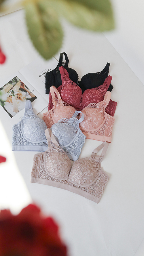 BRA330,330,炸波波,NIUNIU,牛牛設計,牛牛,獨家,無鋼圈,現貨調整型,副乳,提托,睡覺穿,獨家,小胸,獨家設計,內衣穿法,低脊心,低胸,