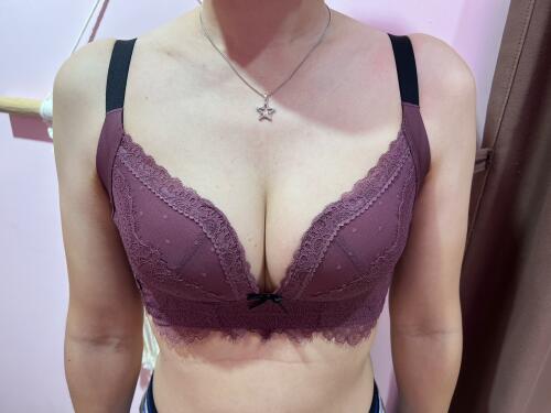 獨家,牛牛獨家設計,牛牛,現貨,BRA302,302,甜爆爆,內衣穿法,無痕,爆,透氣,包覆,包覆,性感,蕾絲